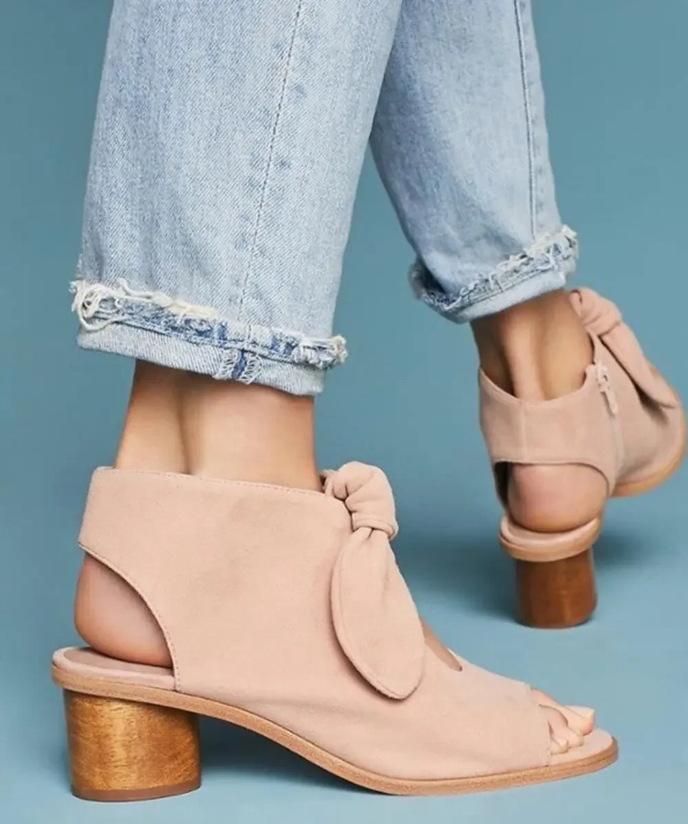 Bernardo Luna Bow Shooties Sandals booties Lizzie Soft pink suede w/ Zip Sz 10